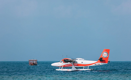 Venha para o Heritance Aarah Maldivas com todo o conforto. Te recepcionamos direto nos aeroportos e te levamos para a sua hospedagem no hotel Heritance Aarah Maldivas